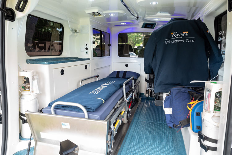 Ambulance pour les urgences Compiègne